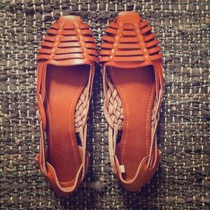 American Eagle Huarache Sandals in Tan (SZ: 8)